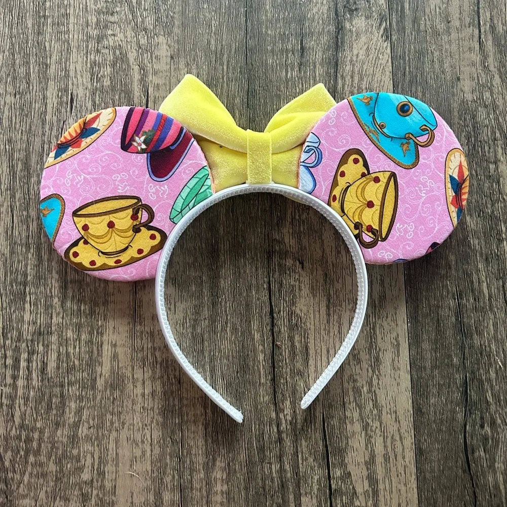 Alice in Wonderland Teacups Minnie Ears - Picture 3 of 3